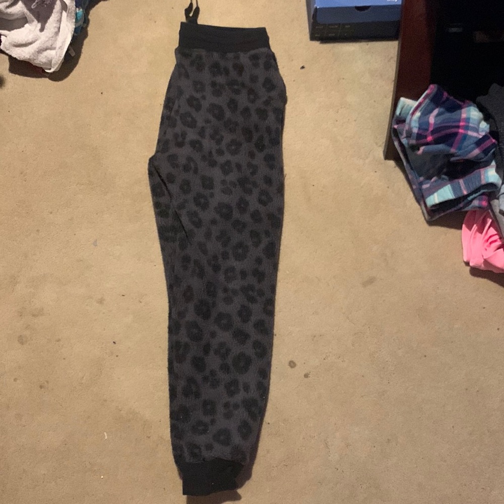 Old Navy sweatpants
